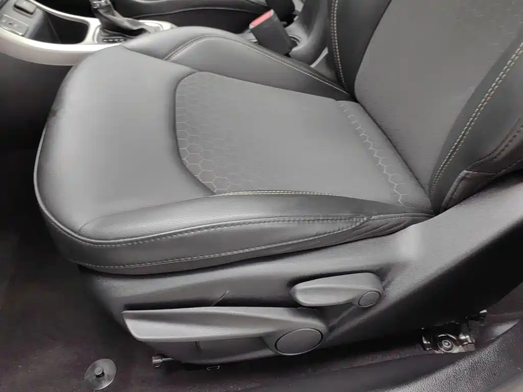Jeep Compass — фото 20