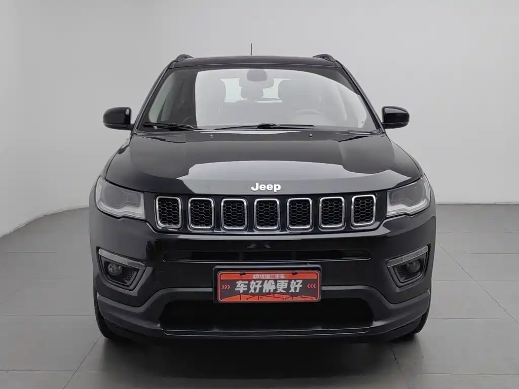 Jeep Compass — фото 3