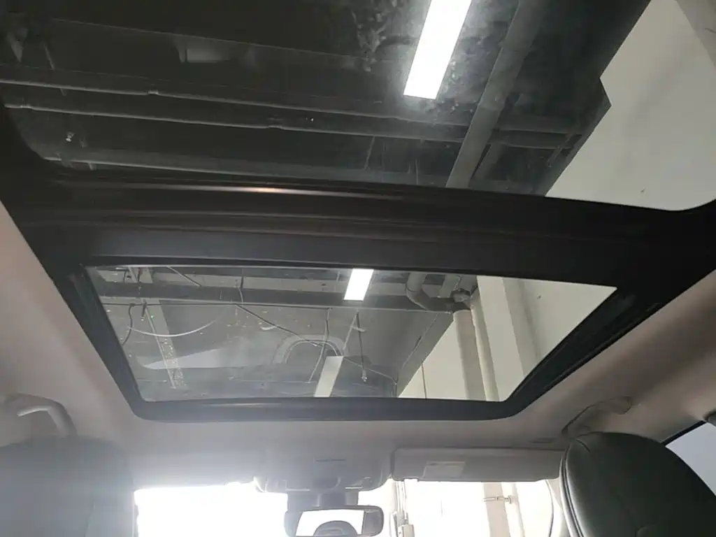 Jeep Cherokee — фото 18