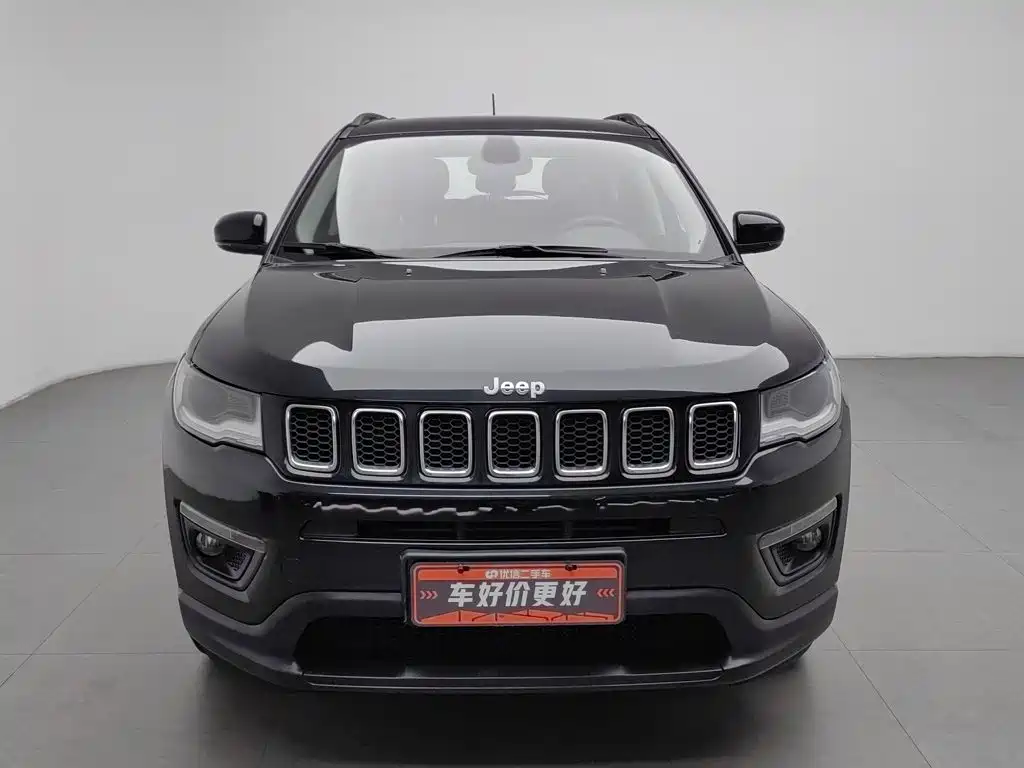 Jeep Compass — фото 3