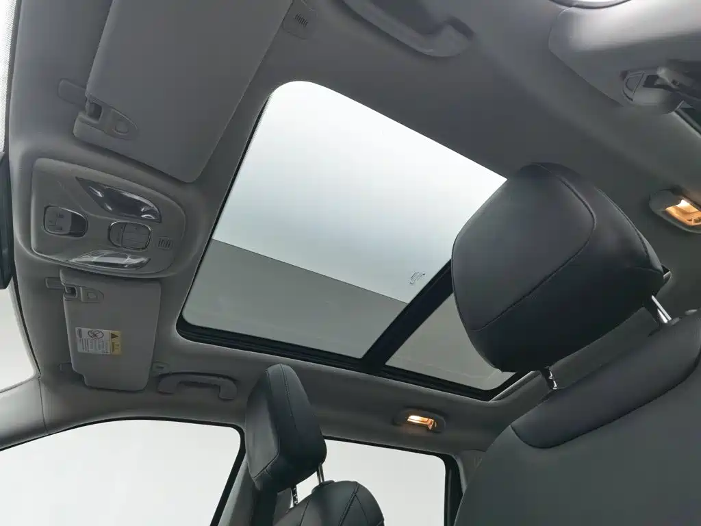 Jeep Compass — фото 14