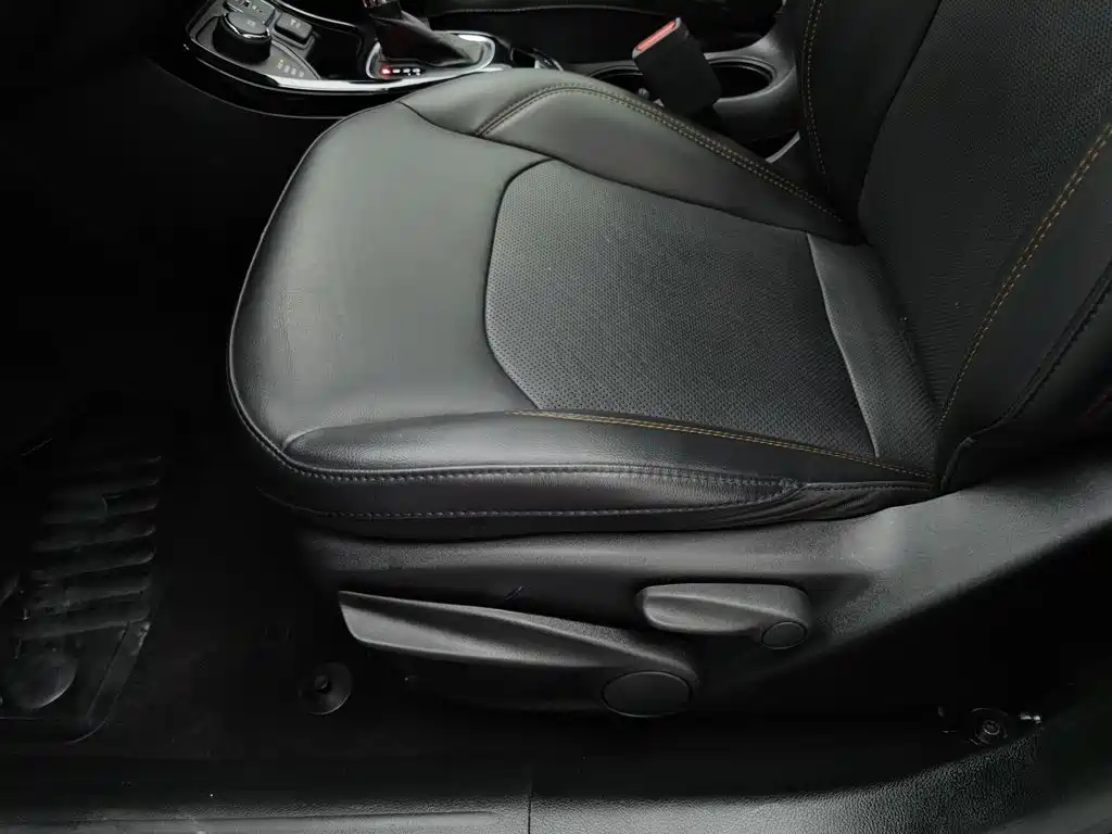 Jeep Compass — фото 20