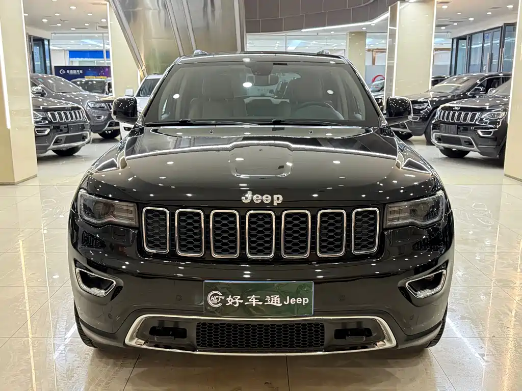 Jeep Grand Cherokee (Import) — фото 2