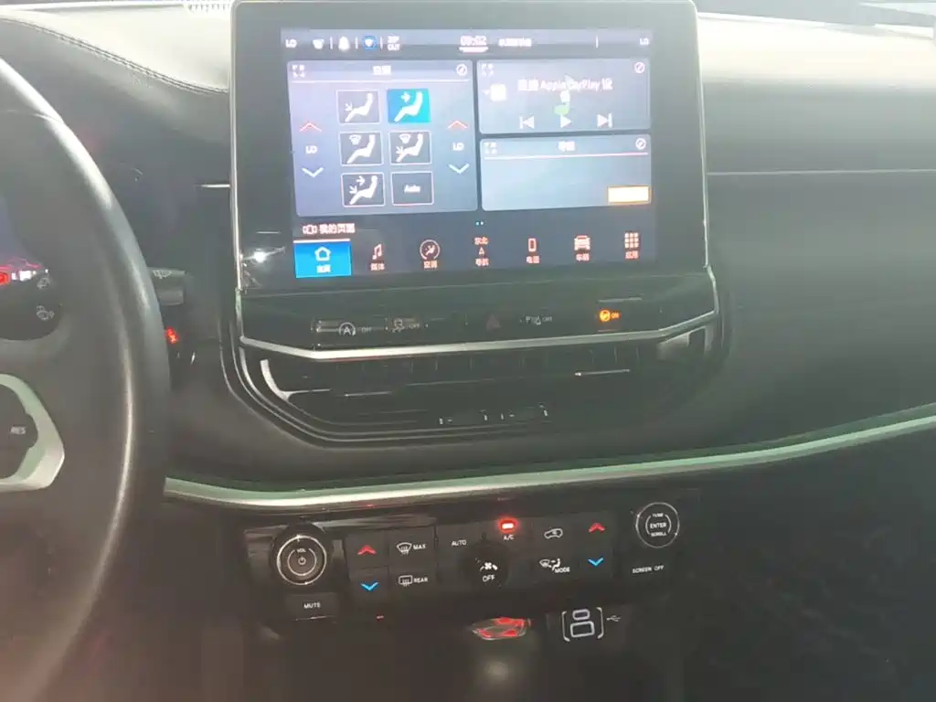 Jeep Compass — фото 13