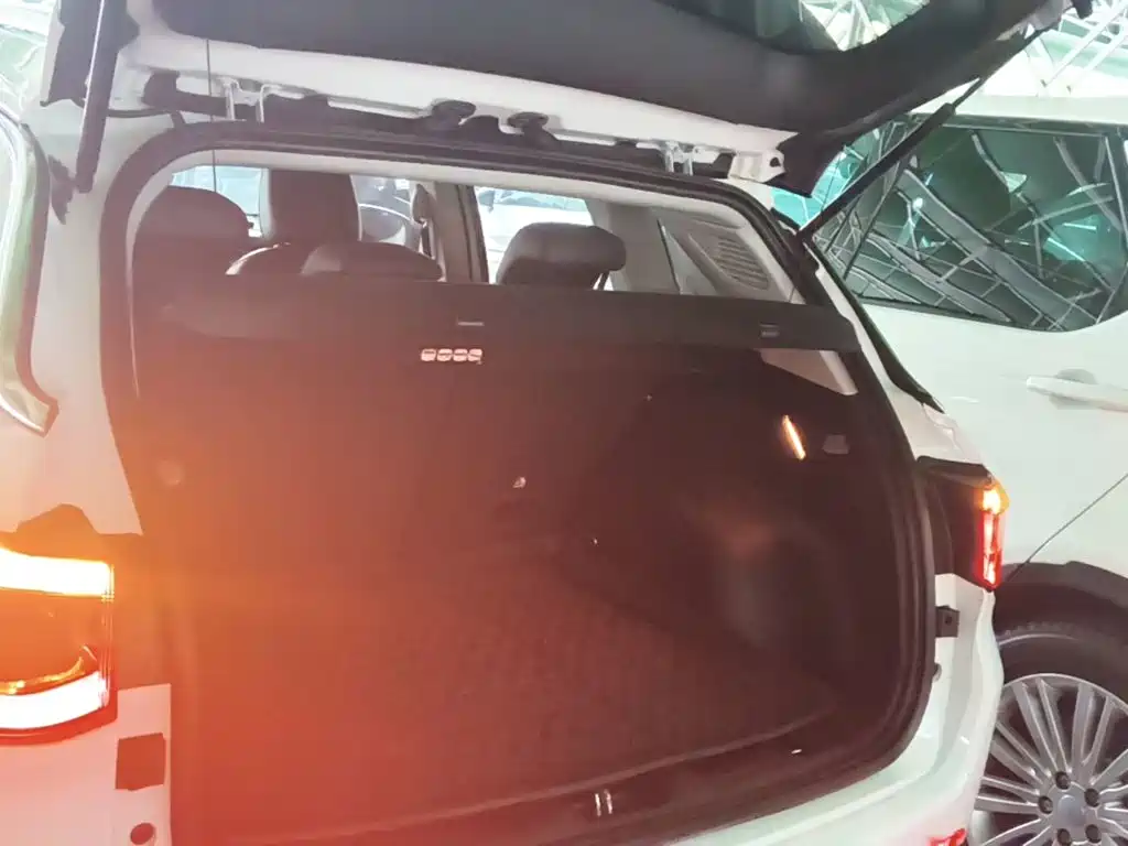 Jeep Compass — фото 19