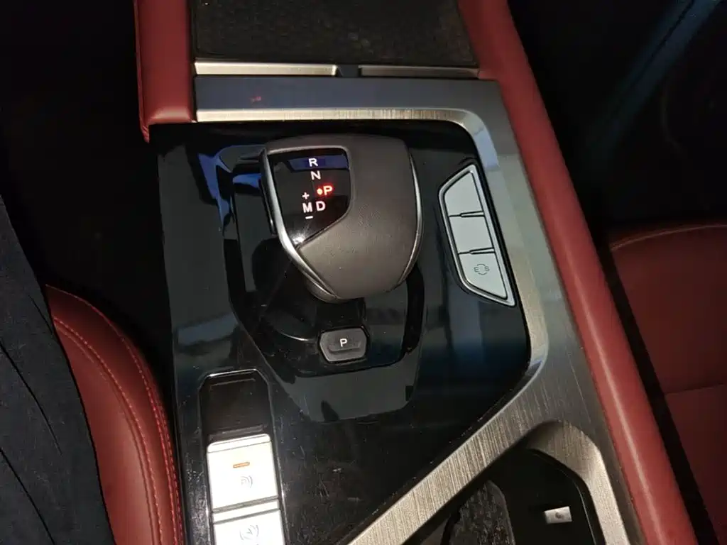 Jetour X70 — фото 14