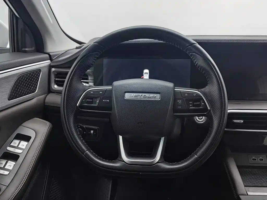 Jetour X90 — фото 11