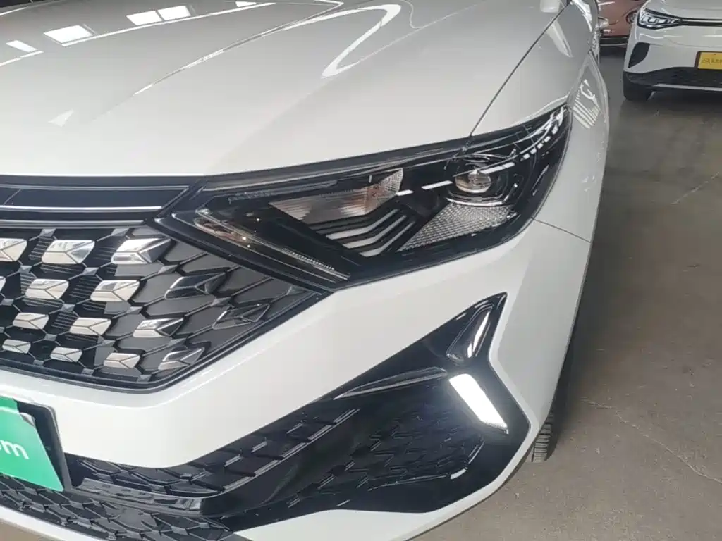 Jetta VS5 — фото 24