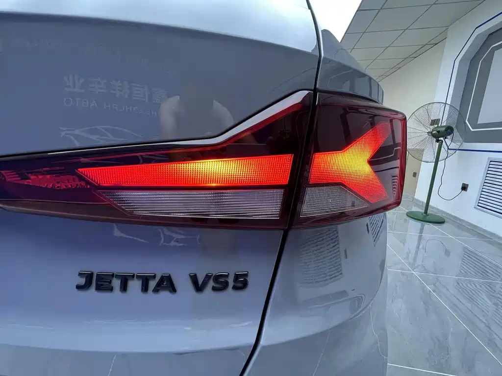 Jetta VS5 — фото 21