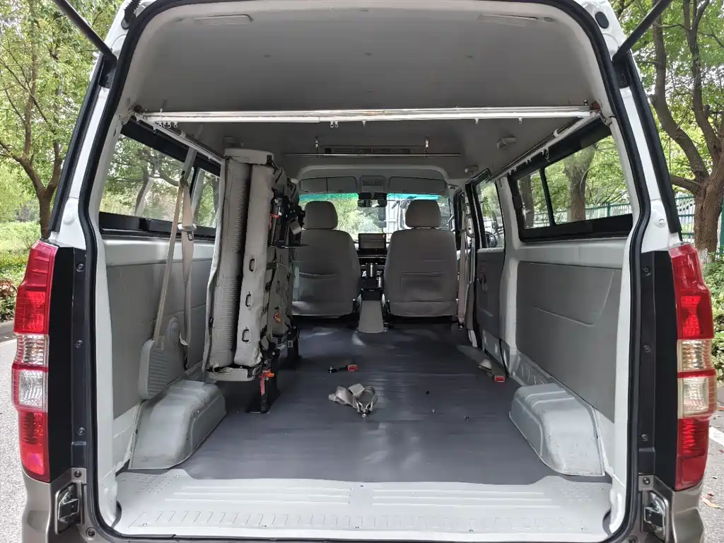 Jinbei Hiace S — фото 11