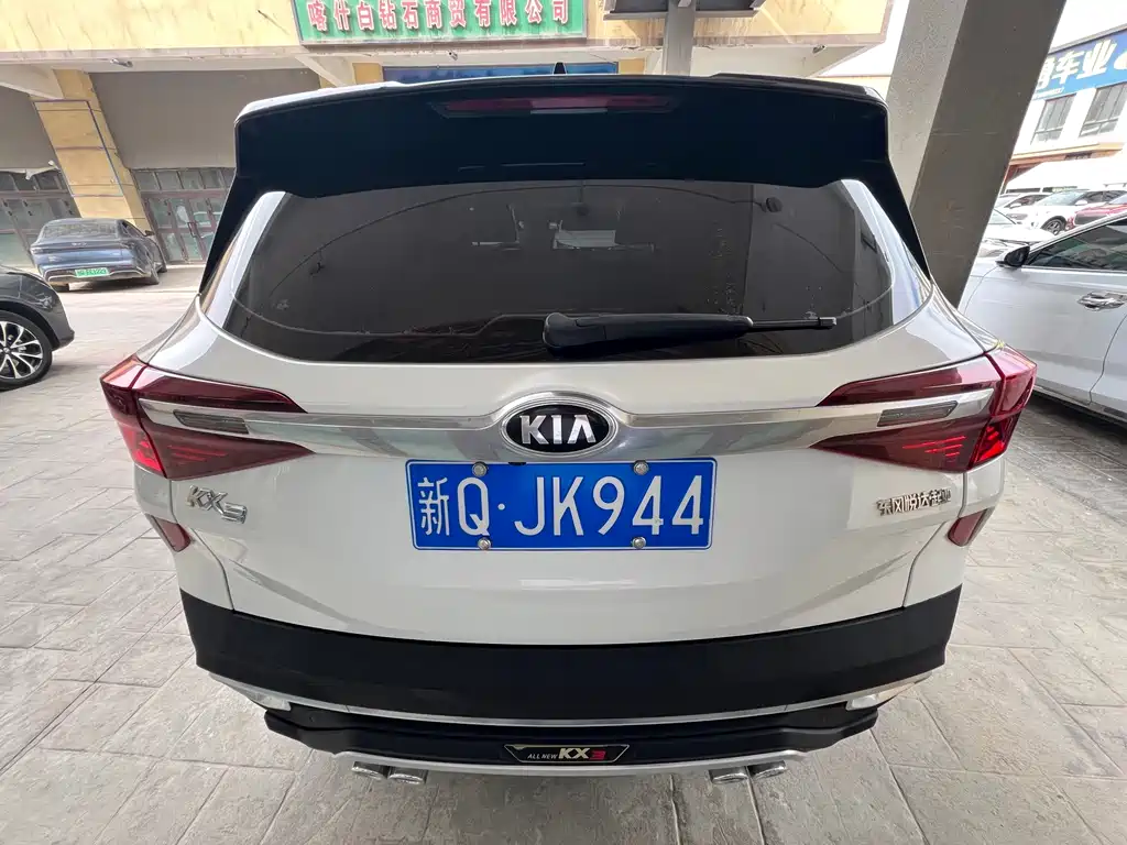 Kia KX3 — фото 8