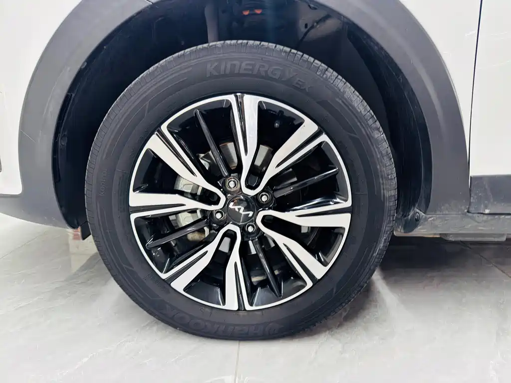 Kia KX1 — фото 15