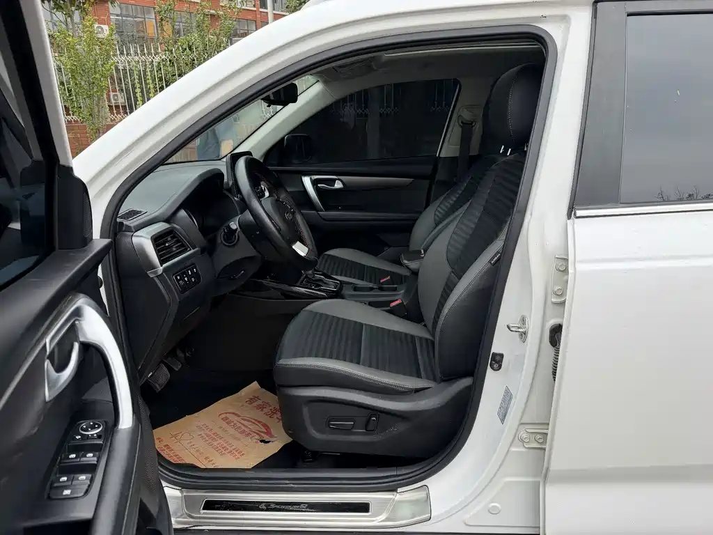 Kia Sportage — фото 13
