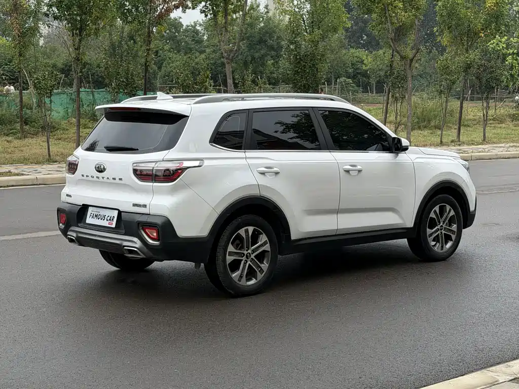 Kia Sportage — фото 4