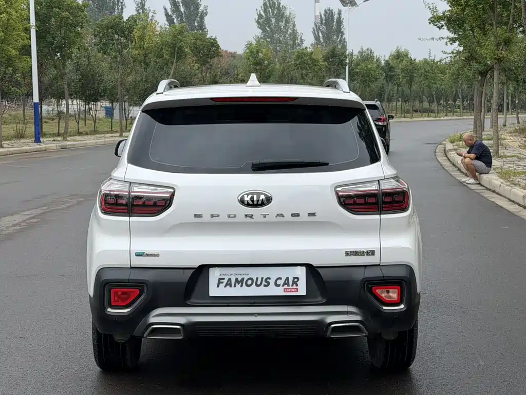 Kia Sportage — фото 5
