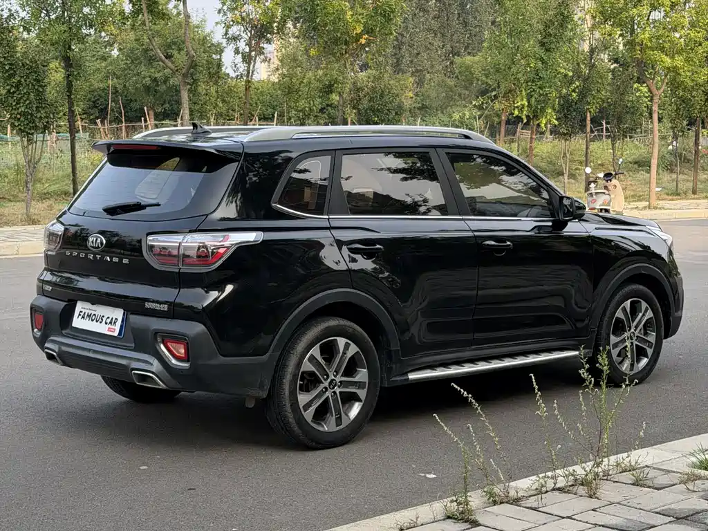 Kia Sportage — фото 4