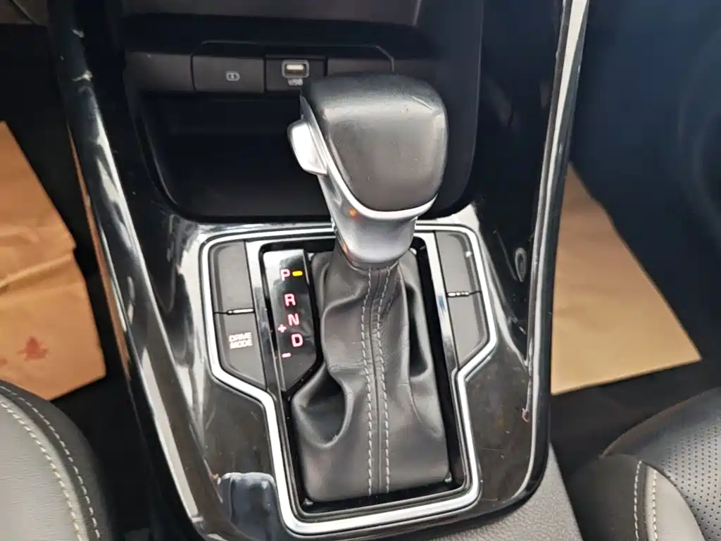 Kia Sportage — фото 14