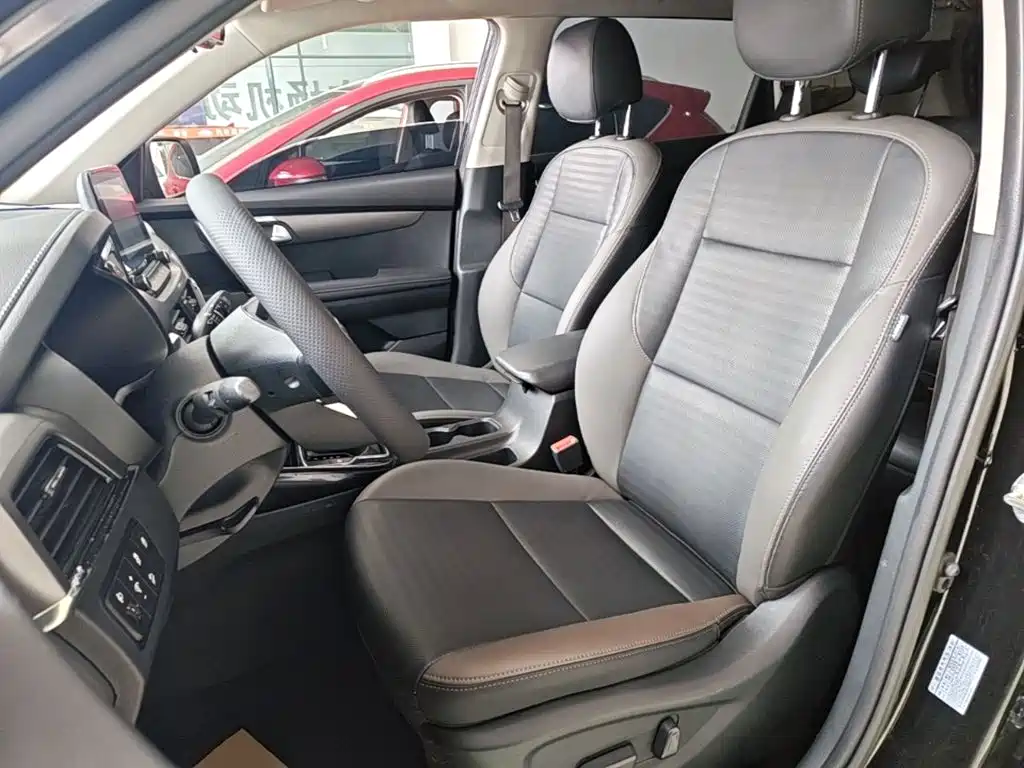 Kia Sportage — фото 15