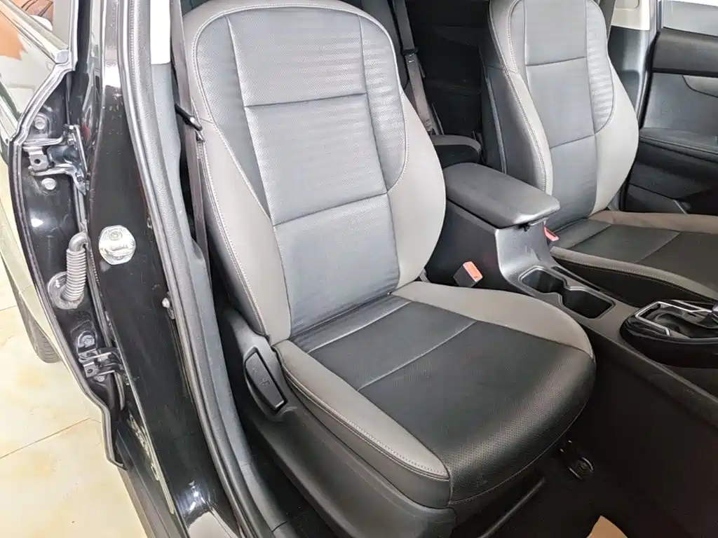 Kia Sportage — фото 25