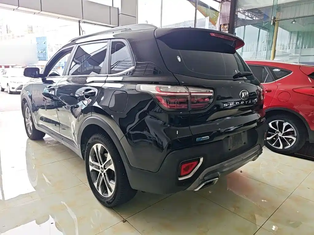 Kia Sportage — фото 5
