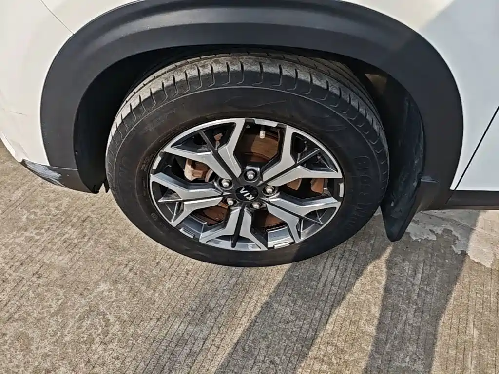 Kia KX3 — фото 23