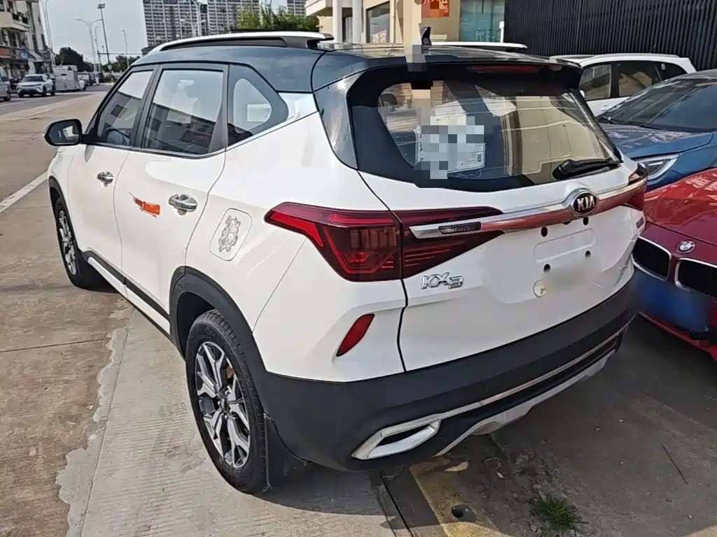 Kia KX3 — фото 5
