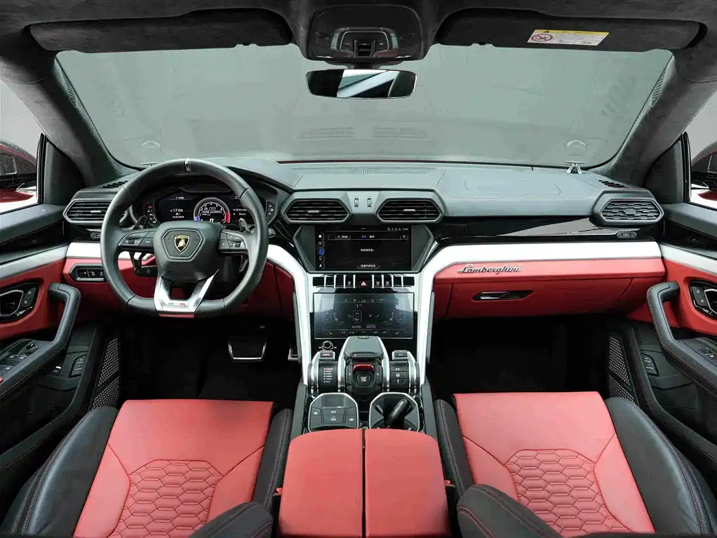 Lamborghini Urus — фото 6