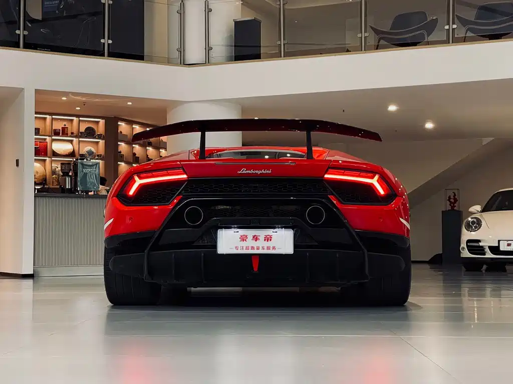 Lamborghini Huracán — фото 5