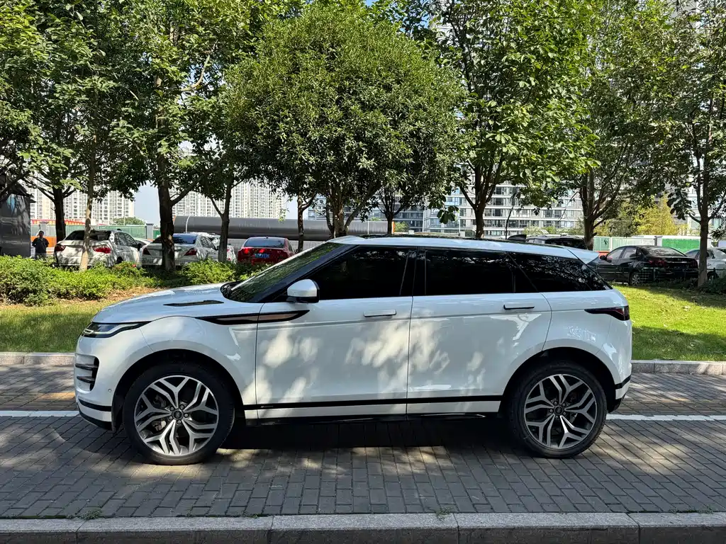 Land Rover Evoque — фото 3
