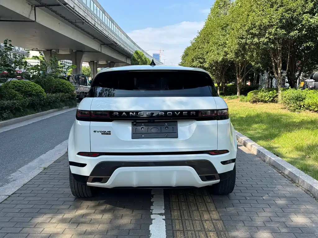 Land Rover Evoque — фото 4