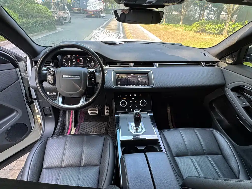 Land Rover Evoque — фото 8
