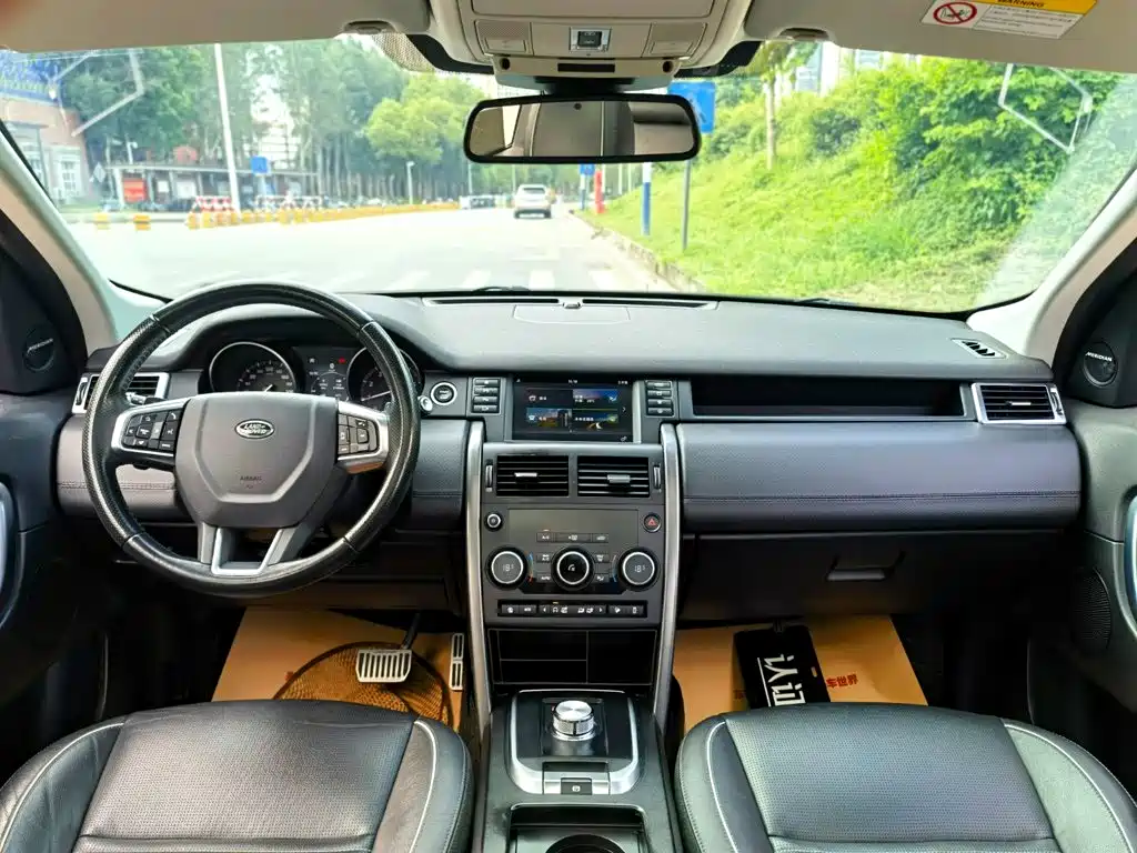 Land Rover Discovery Sport — фото 8