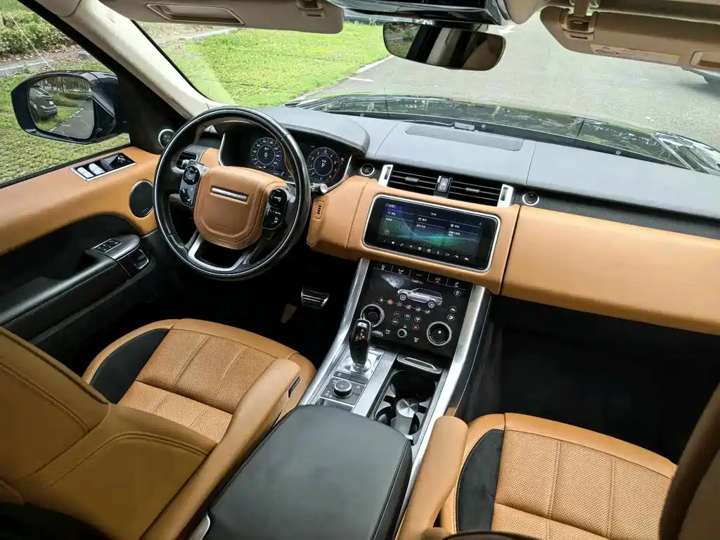 Land Rover Sport — фото 11