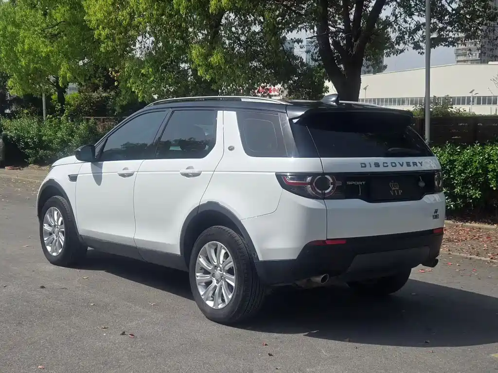 Land Rover Discovery Sport — фото 8