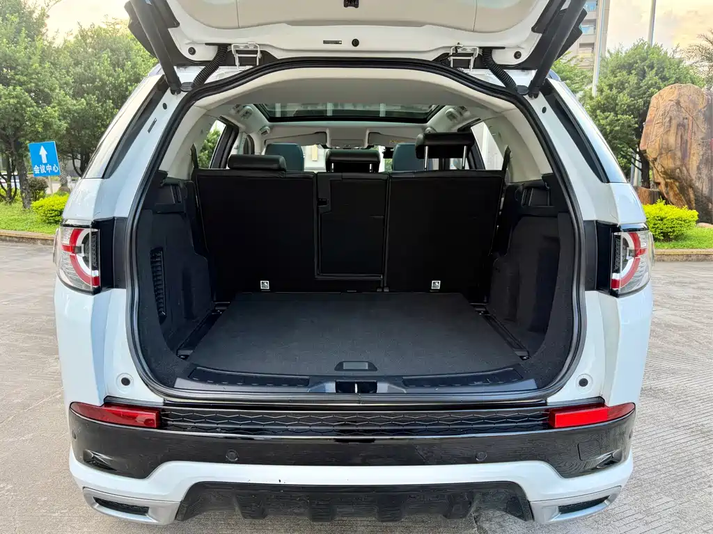 Land Rover Discovery Sport — фото 20