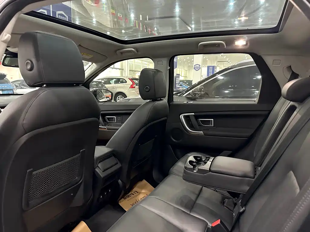Land Rover Discovery Sport — фото 10