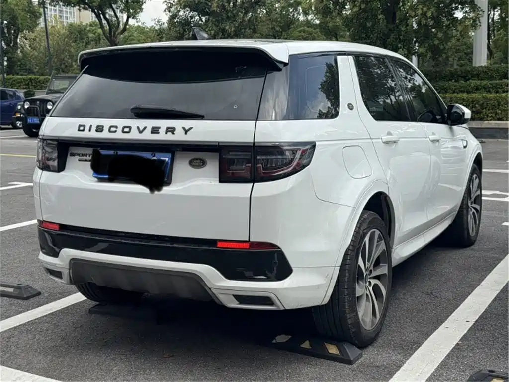 Land Rover Discovery Sport — фото 2