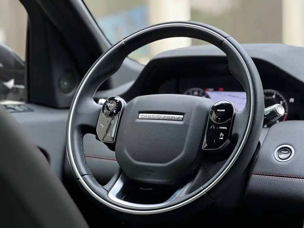 Land Rover Discovery Sport — фото 13