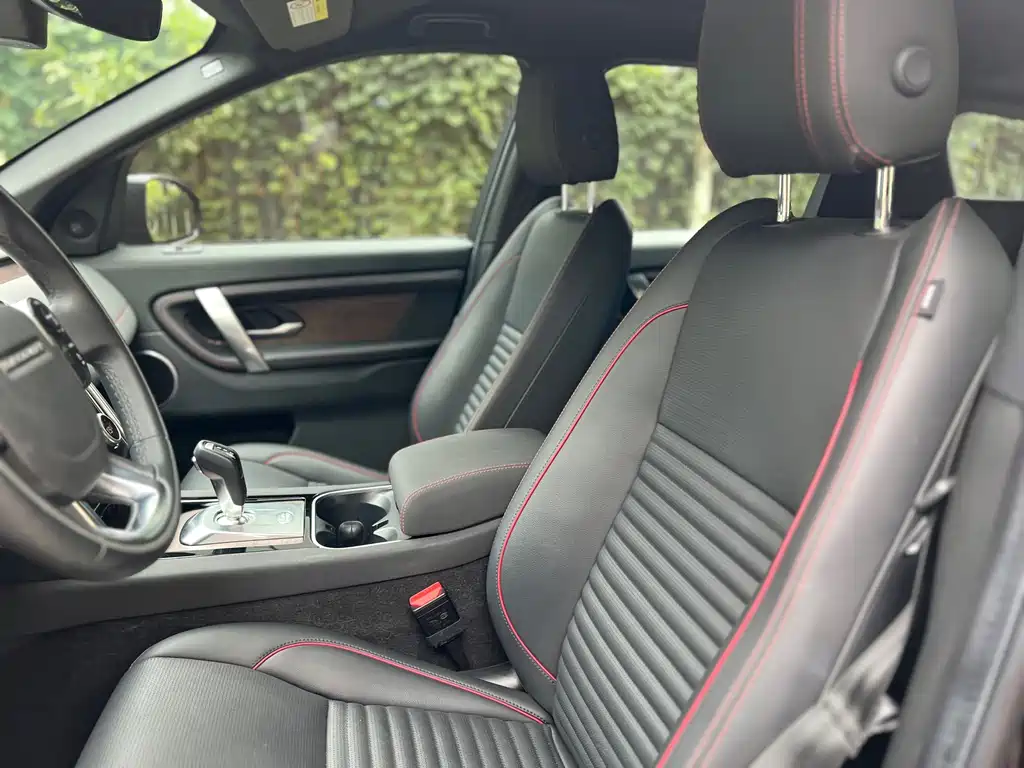 Land Rover Discovery Sport — фото 17