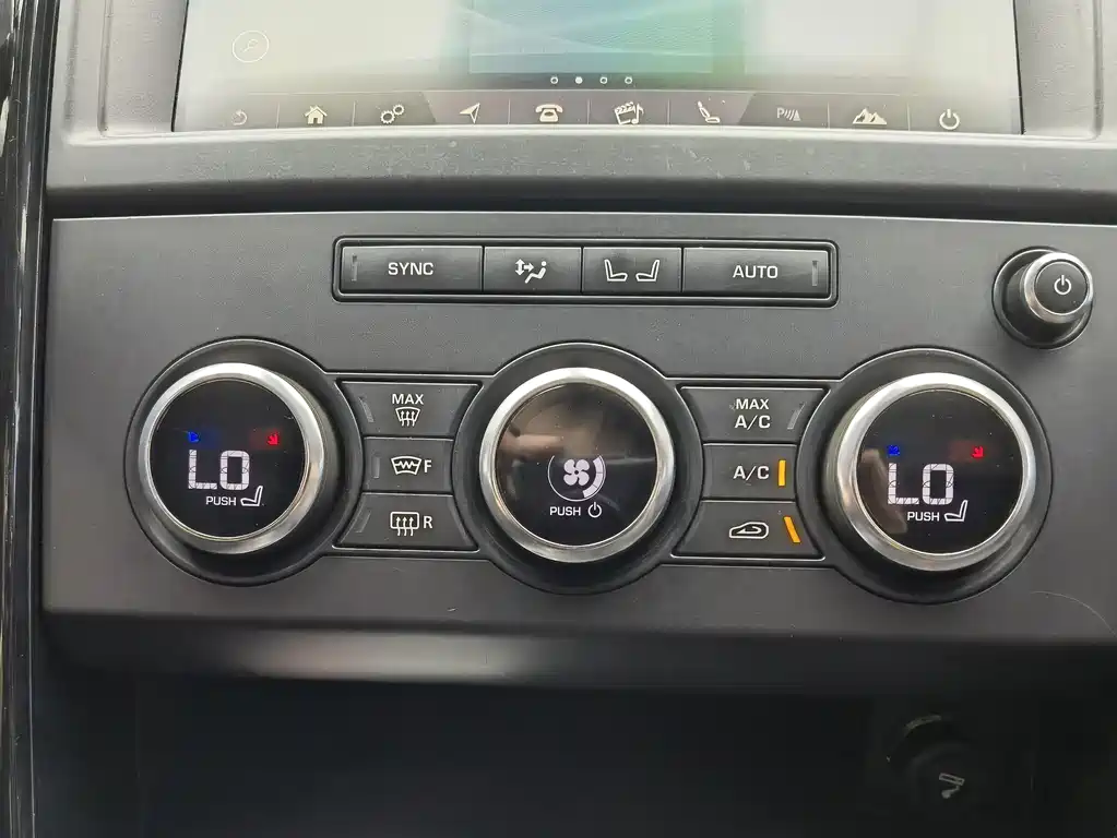 Land Rover Discovery — фото 13
