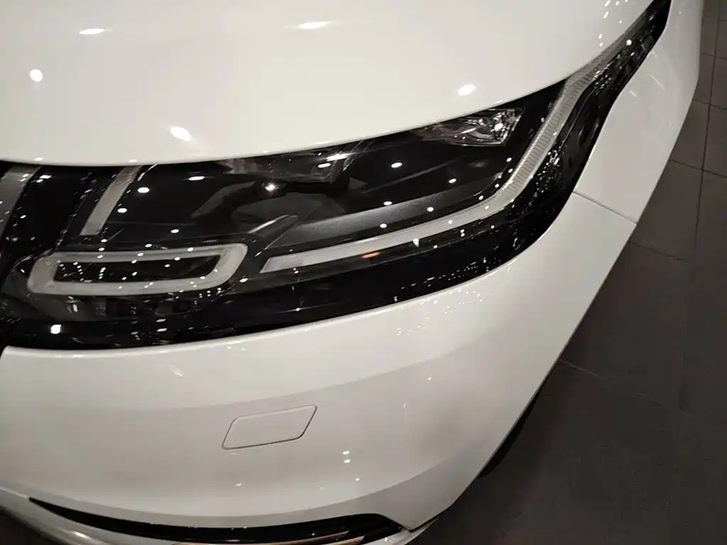 Land Rover Velar — фото 24