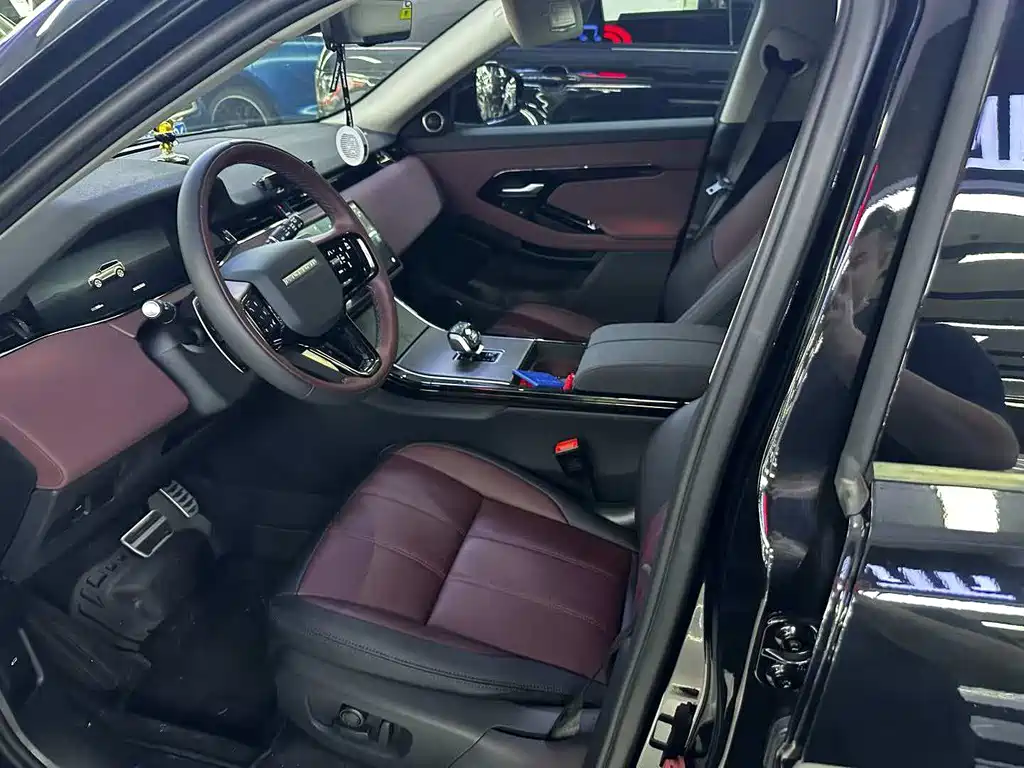 Land Rover Evoque — фото 5