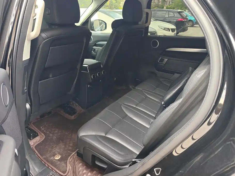 Land Rover Discovery — фото 11