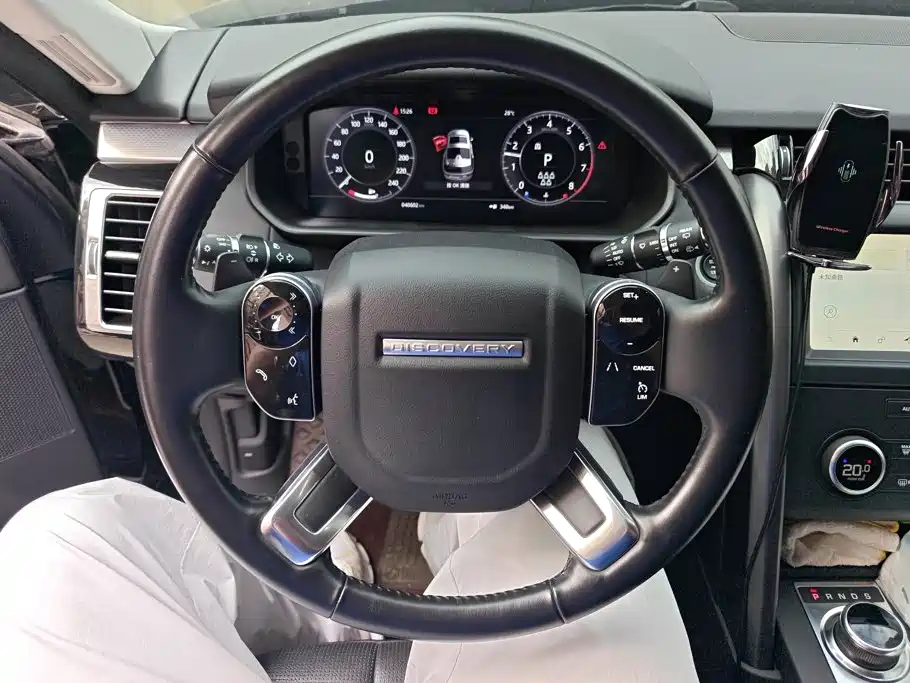 Land Rover Discovery — фото 15
