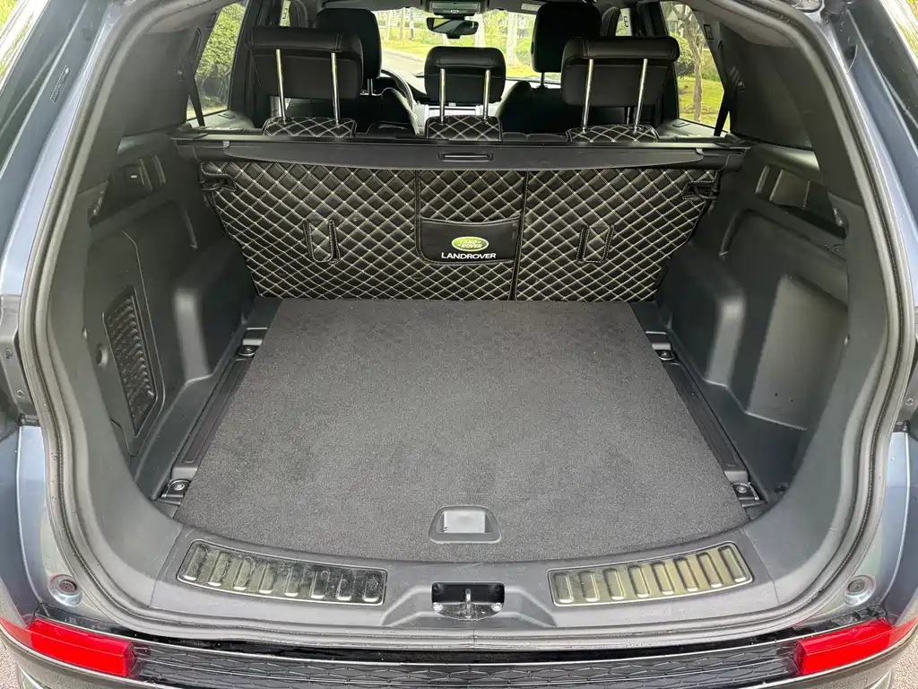 Land Rover Discovery Sport — фото 13