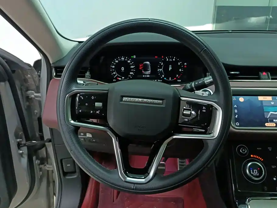 Land Rover Evoque — фото 15