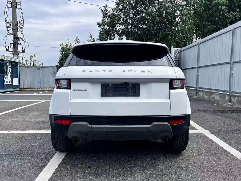 Land Rover Evoque — фото 5