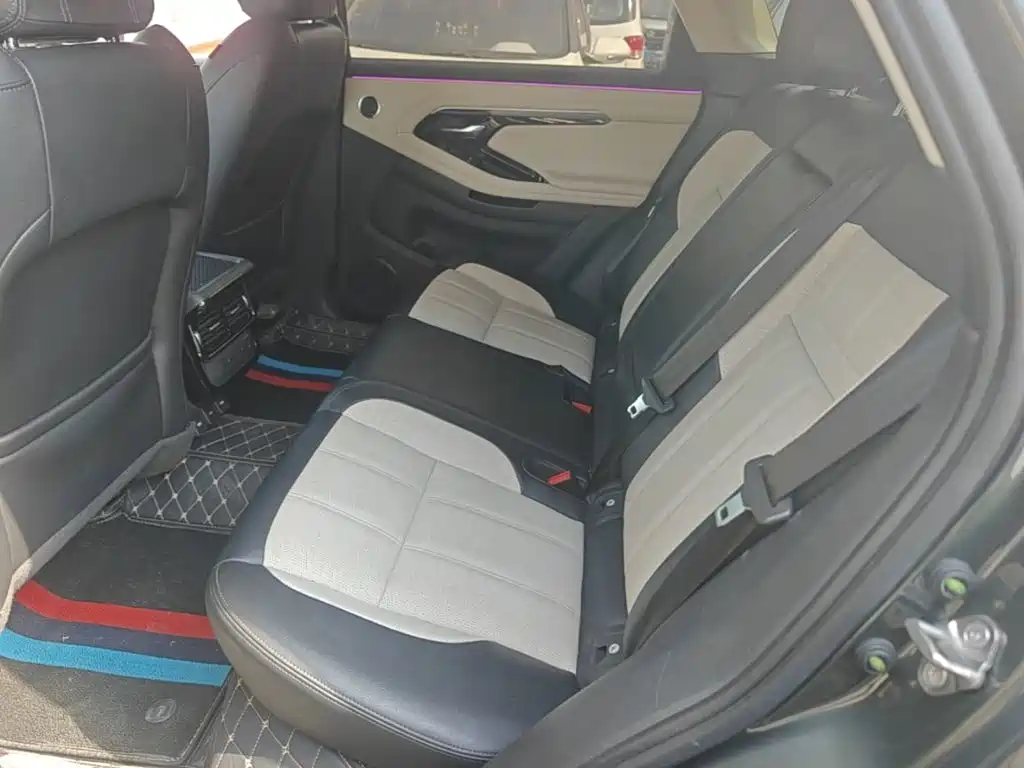 Land Rover Evoque — фото 17