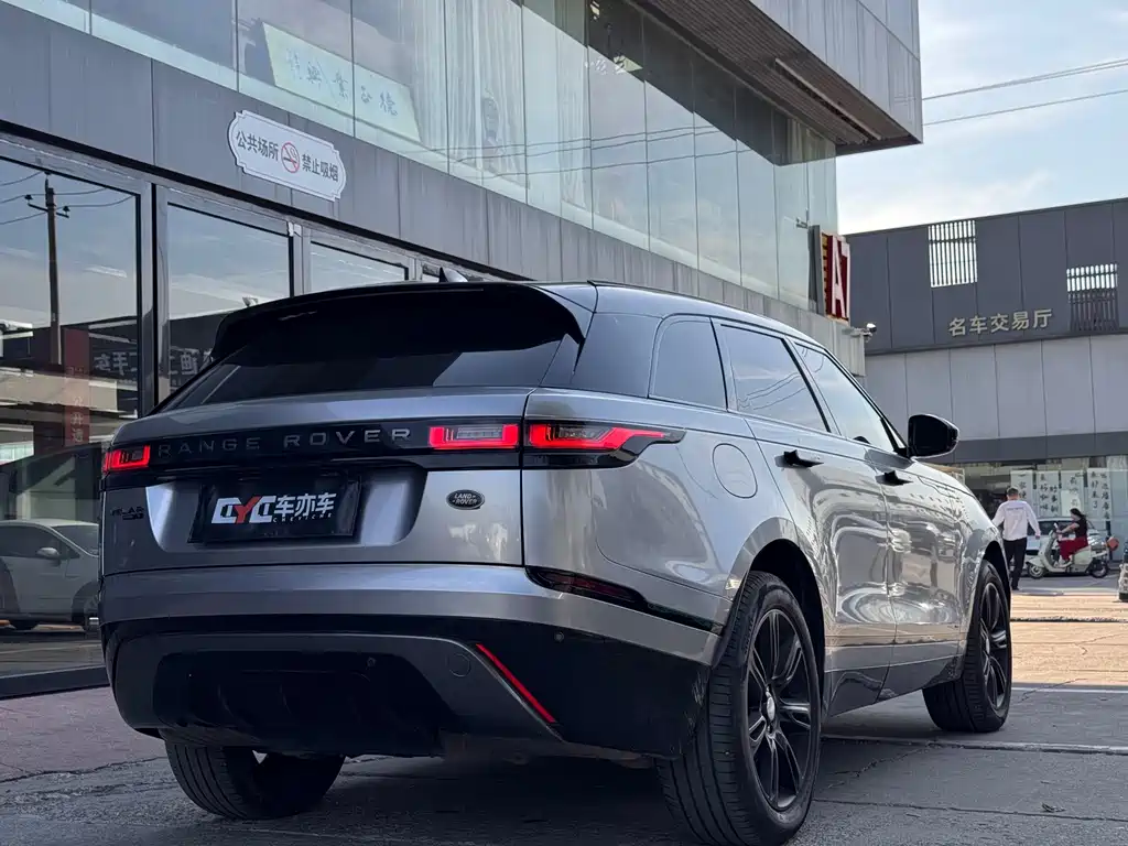 Land Rover Velar — фото 21