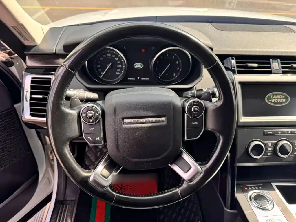 Land Rover Discovery — фото 17
